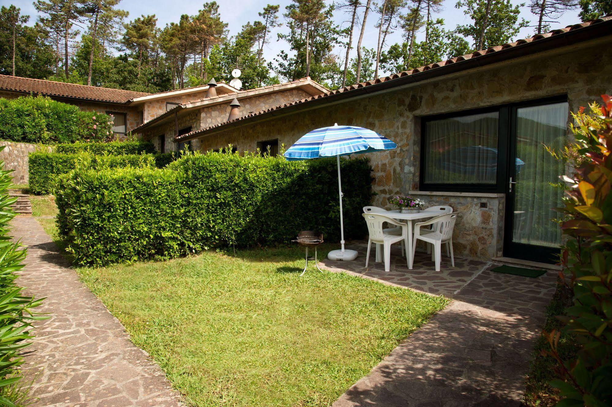 Residence Tourist Lucca Exterior photo