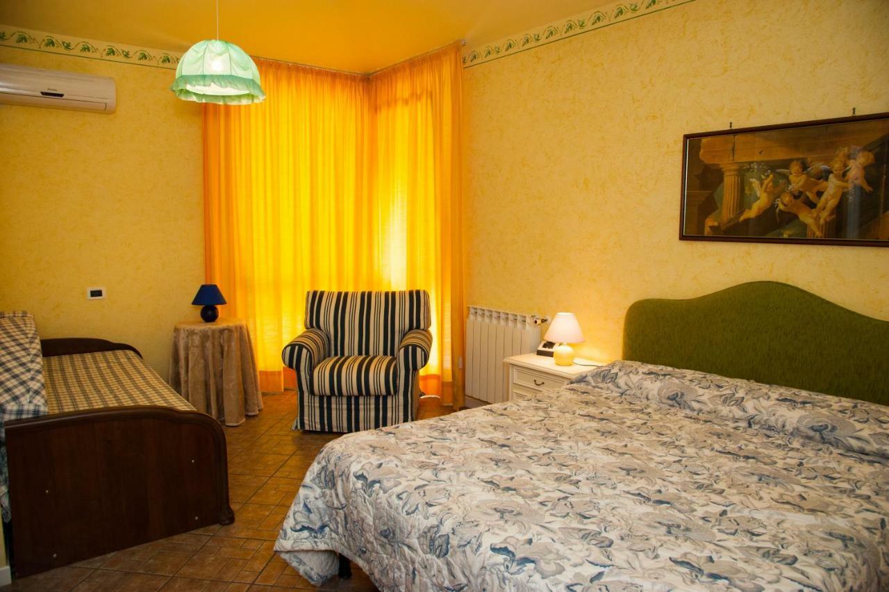 Residence Tourist Lucca Exterior photo